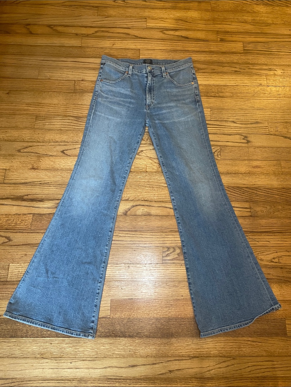 Citizens Of Humanity Claire Mid-Rise Super Flare Medium Wash Blue Jeans Sz30